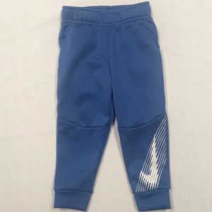 Nike Therma Toddler Cuffed Pants Blue NWOT Size 2T